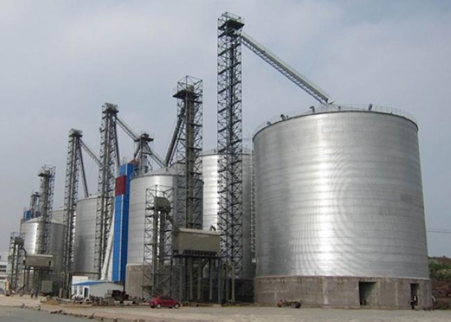 黑河大型钢板库构造参数及水泥储存质量